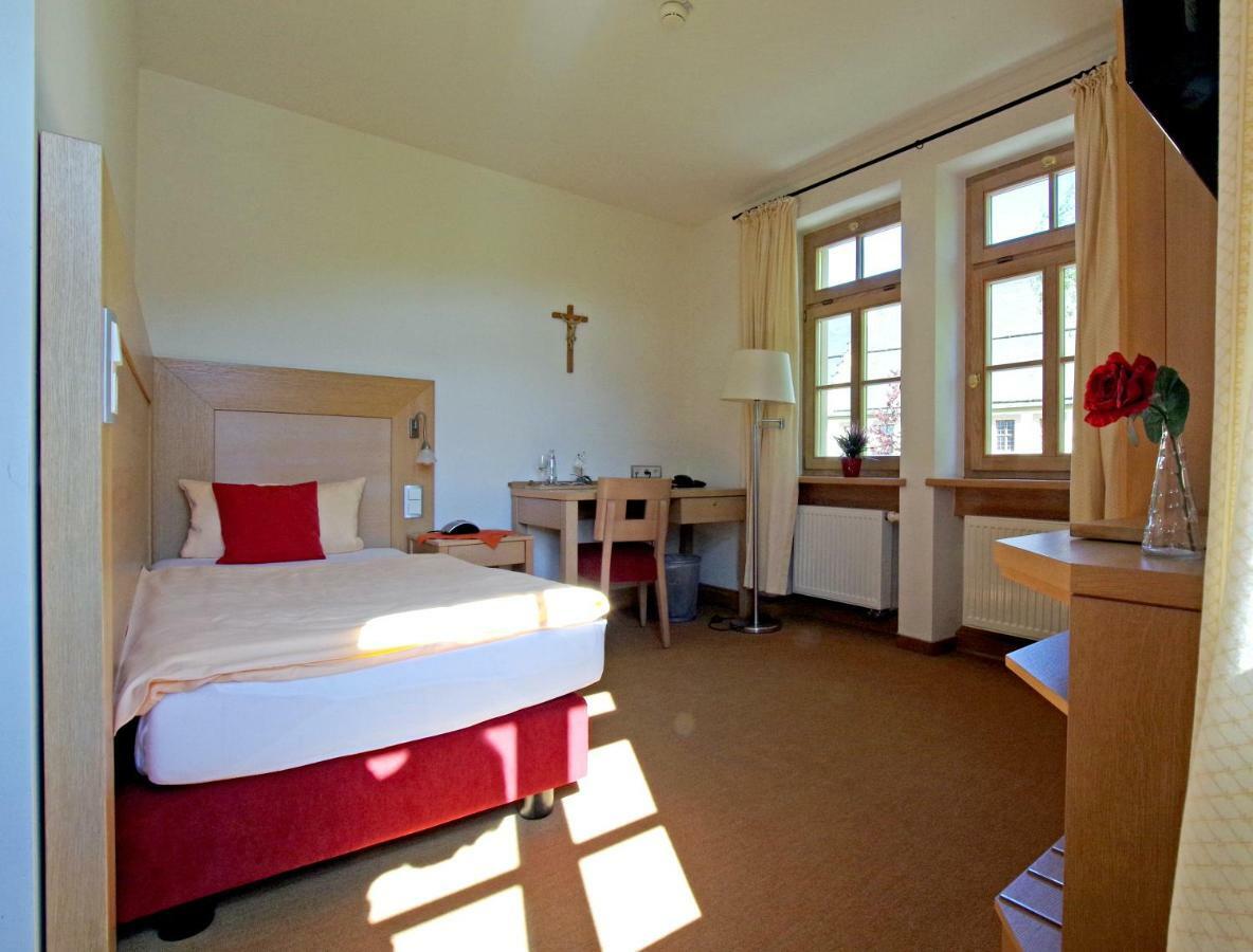 Klostergasthof Hotell Münnerstadt Eksteriør bilde