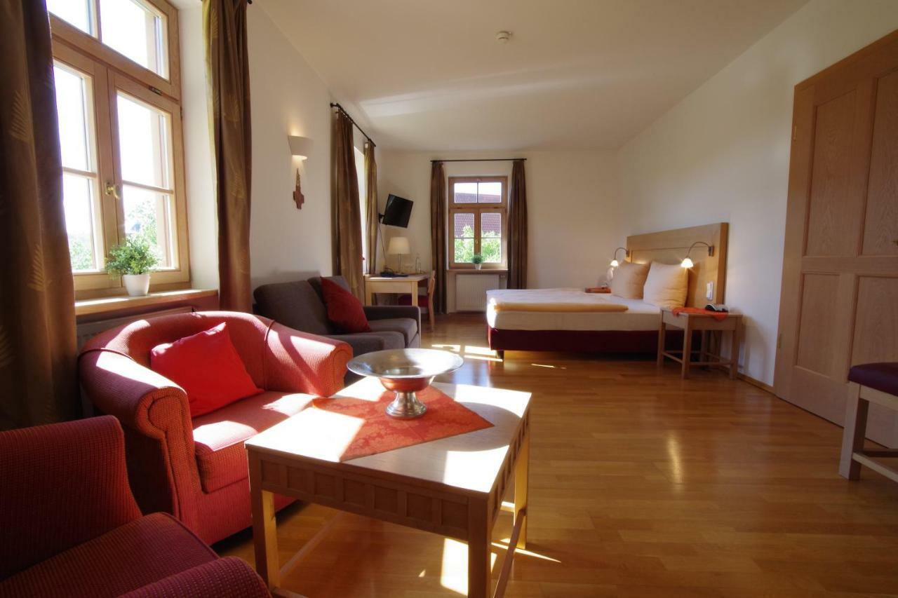 Klostergasthof Hotell Münnerstadt Eksteriør bilde