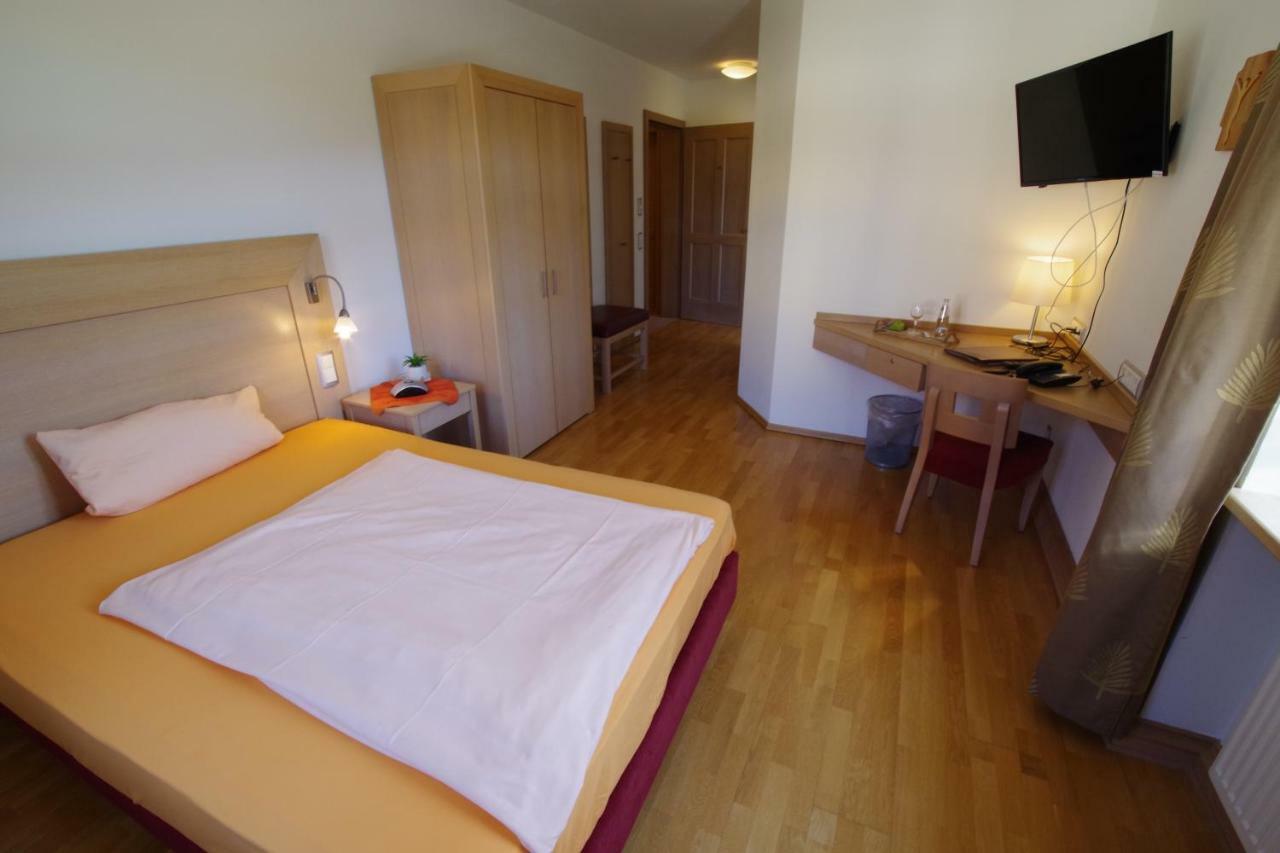 Klostergasthof Hotell Münnerstadt Eksteriør bilde